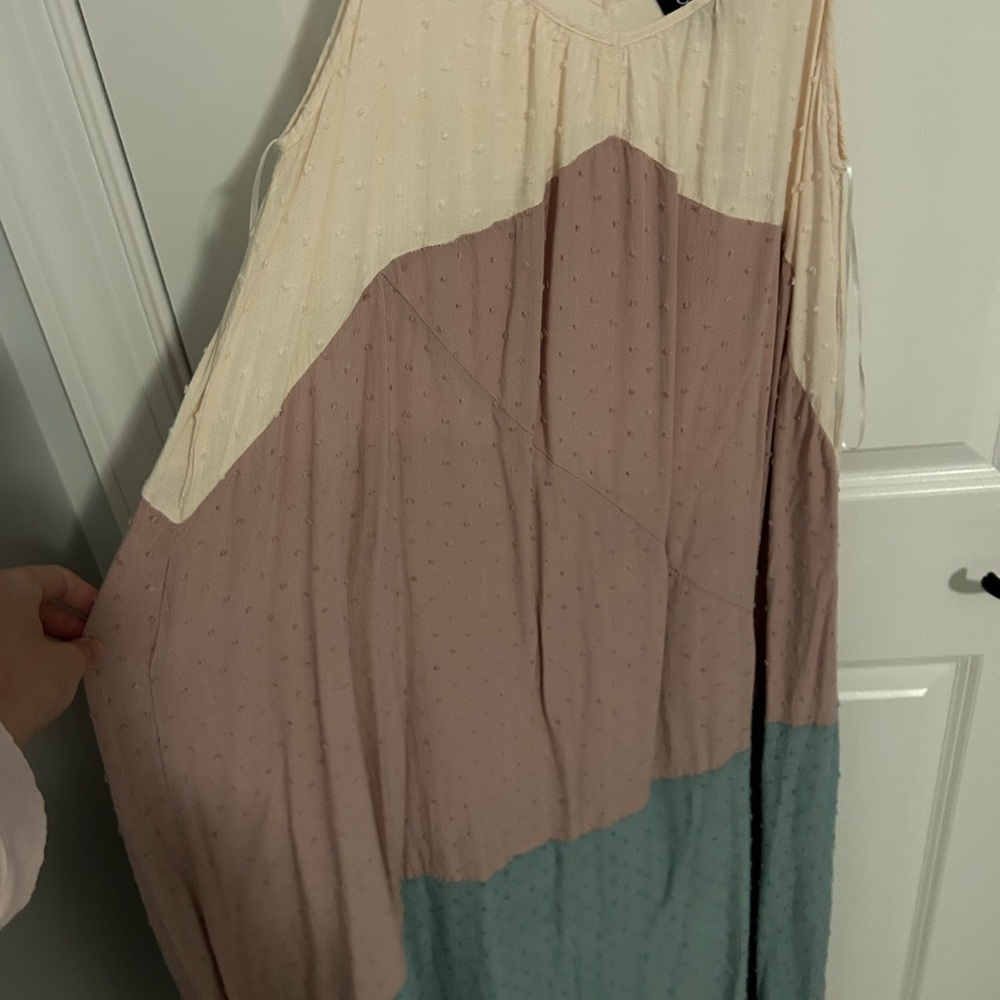 Colorblock Maxi Dress - Picture 3 of 3